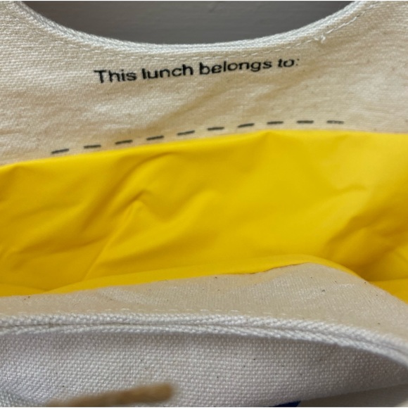 Fluf lunch bag 🛍️ “hello my name is” 🩵 - Picture 4 of 9